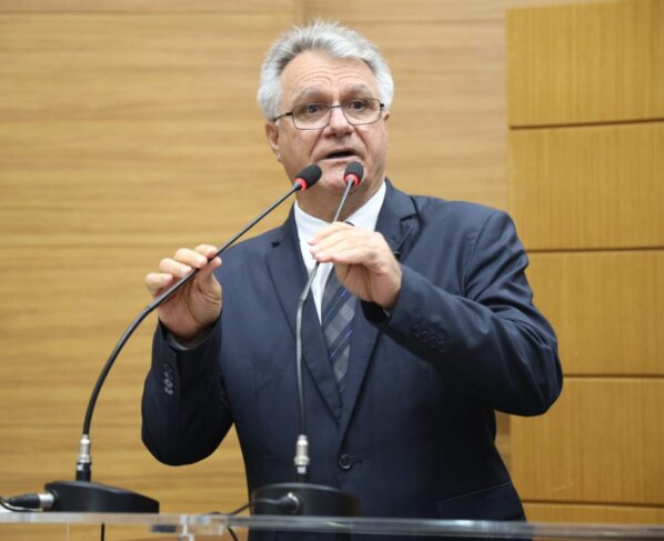 Chico do Correio destaca ações para regularização do abastecimento de água no Sertão