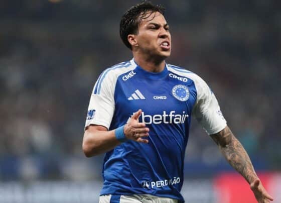 Cruzeiro atropela Corinthians com show de Kaio Jorge e garante vaga na fase de grupos da Libertadores