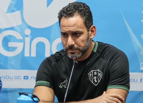 Dirigente do Paysandu chora após rebaixamento na Série B e vê Corinthians e Palmeiras como exemplos: ‘Se reconstruíram’