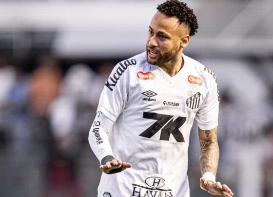 Neymar ‘inventou’ paradinha em cobrança de falta? Torcedores resgatam gols de Marcelinho Carioca: ‘Fazia isso há 30 anos’