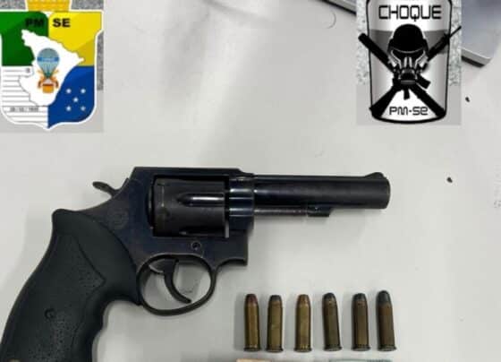 Polícia Militar prende condutor de veículo por porte ilegal de arma de fogo em Socorro – P.M.S.E.