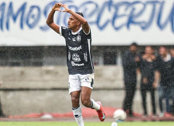 Remo vira para cima do Goiás, conquista acesso com festa insana da torcida e volta à Serie A após 31 anos