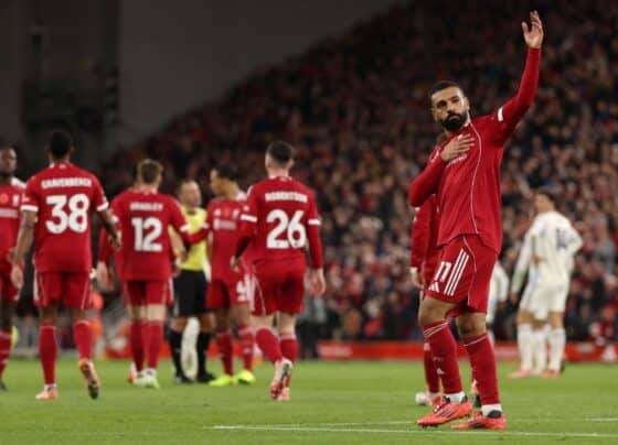 Salah iguala recorde de Rooney, Liverpool vence Aston Villa e quebra sequência de quatro derrotas na Premier League