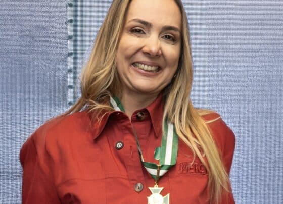 Superintendente do Sebrae Sergipe recebe Colar e Diploma de Mérito “Gumersindo Bessa”, concedido pelo Tribunal de Contas do Estado