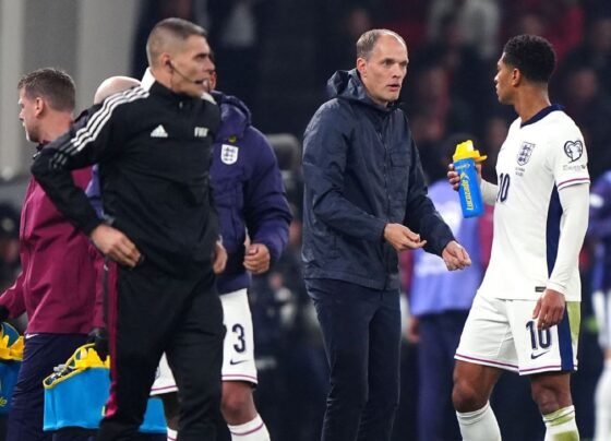 Tuchel sobe o tom e reage após Bellingham reclamar de substituição em Albânia x Inglaterra: ‘Tem que aceitar a decisão’