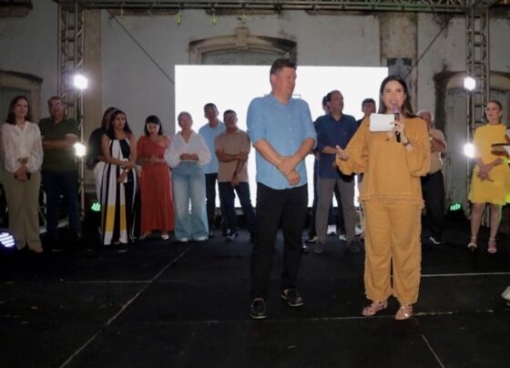 Yandra Moura anuncia investimentos, obras de pavimentação, iluminação pública e entrega maquinários em Neópolis