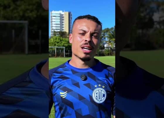 Entrevista com o meia Kelvyn