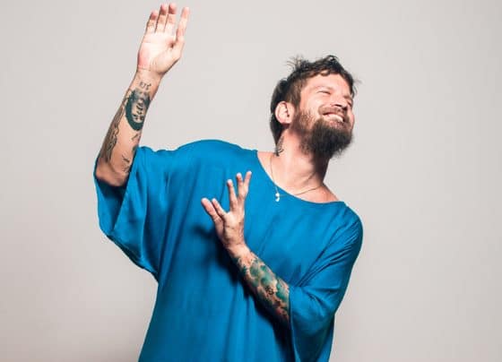 Saulo Fernandes traz o clima do verão para Aracaju com a festa “Saulo, Som, Sol” – FaxAju