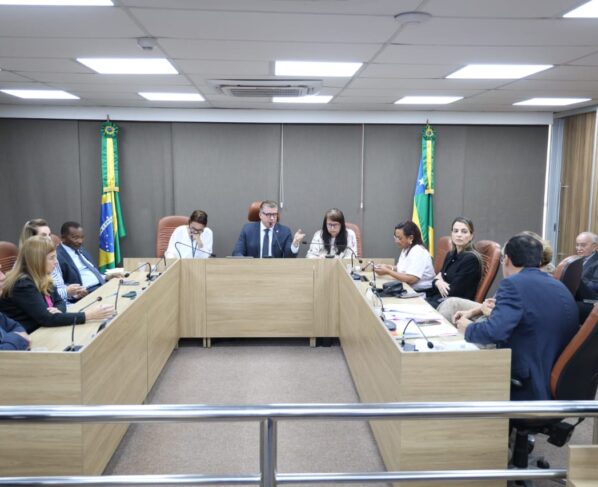 Deputados aprovam, por maioria, Projeto que reestrutura funções de gestão escolar na rede estadual