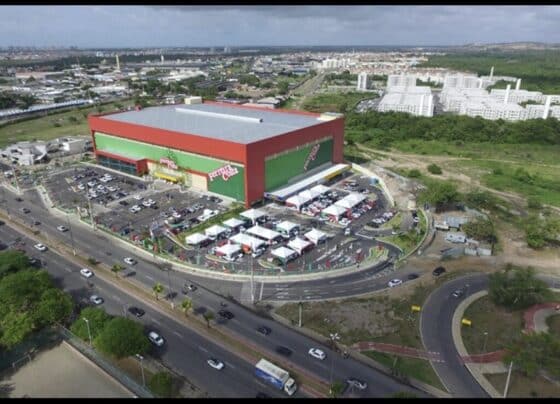 Ferreira Costa: feriado altera horário de funcionamento do Home Center