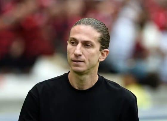 Flamengo anuncia renovação do técnico Filipe Luís