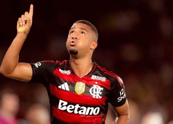 Flamengo vence Ceará, é campeão brasileiro com gol de Samuel Lino e faz festa no Maracanã lotado