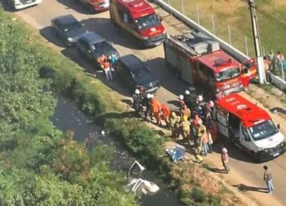 MOTORISTA DE UM CARRO DE PASSEIO MORRE APÓS VEÍCULO CAPOTAR E CAIR DENTRO DE CANAL NO BAIRRO JABOTIANA – FaxAju
