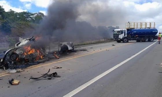 Onze pessoas morrem em grave acidente na BR 101, na divisa da Bahia com o Espirito Santo