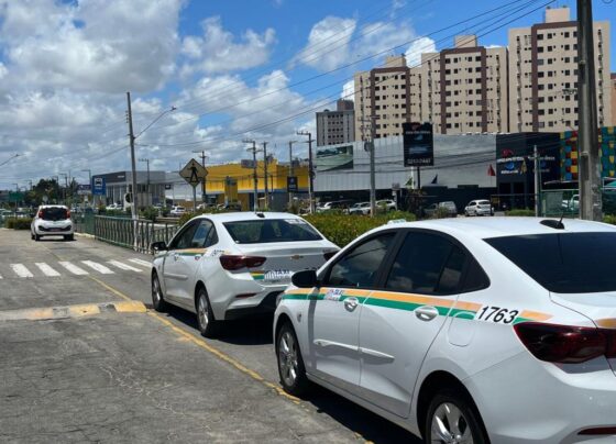 SMTT AUTORIZA O USO DA BANDEIRA 2 NOS TÁXIS, 24 HORAS POR DIA, DURANTE TODO O MÊS DE DEZEMBRO, EM ARACAJU