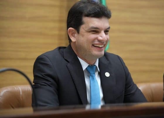 Deputado Paulo Júnior celebra o Dia Mundial do Braille e destaca lei de sua autoria que amplia acessibilidade em Sergipe
