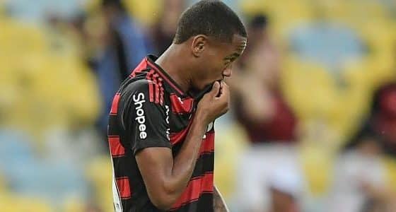 Bangu derrota Flamengo por 2 a 1 em Moça Bonita com golaço de Garrinsha