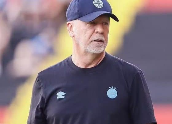 Brasileiro Mano Menezes é o novo técnico da seleção do Peru