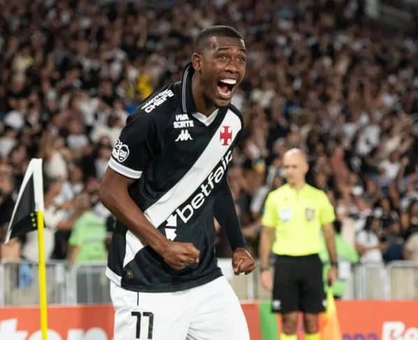 Histórico: Vasco acerta venda recorde de Rayan ao Bournemouth por R$ 217 milhões