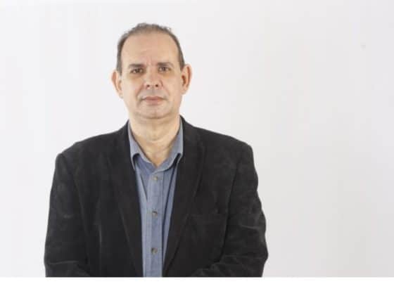 João Carlos Barros na corda bamba na Desportiva Aracaju