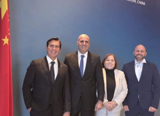 Liderança brasileira em pauta: CBDU participa de reunião estratégica da FISU na China