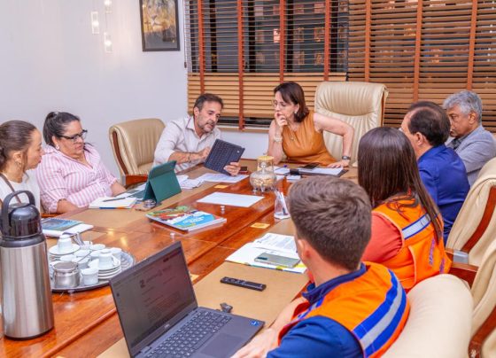 PREFEITA EMÍLIA CORRÊA COBRA SOLUÇÕES DA IGUÁ PARA OS PROBLEMAS NO SANEAMENTO NO MUNICÍPIO DE  ARACAJU – FaxAju
