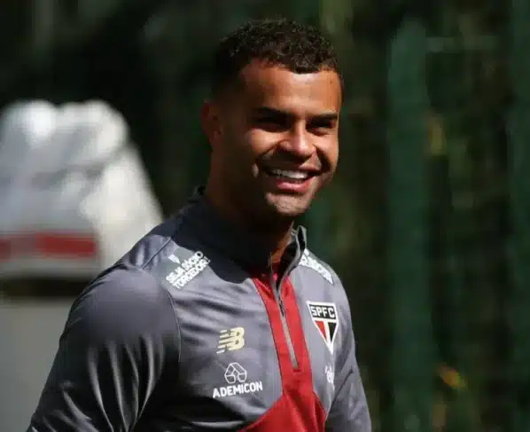 São Paulo exige R$ 1 milhão do Corinthians para liberar Alisson