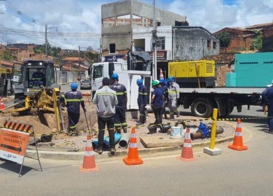 Técnicos acompanham implantação de booster para melhorar abastecimento – FaxAju