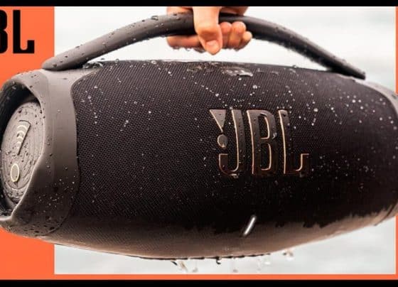 caixa Boombox da JBL com descontos de até 63%