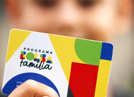 Caixa paga Bolsa Família a beneficiários com NIS de final 8