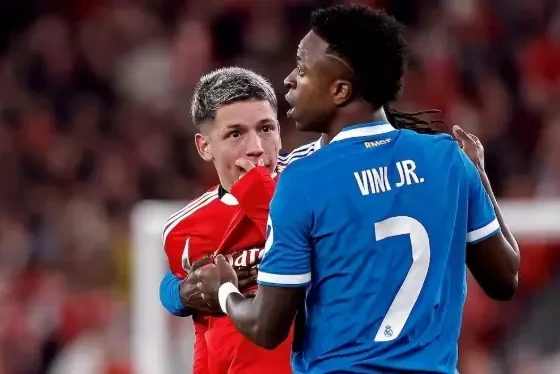 Benfica diz que Prestianni, acusado de racismo por Vini Jr, é vítima de ‘campanha de difamação’