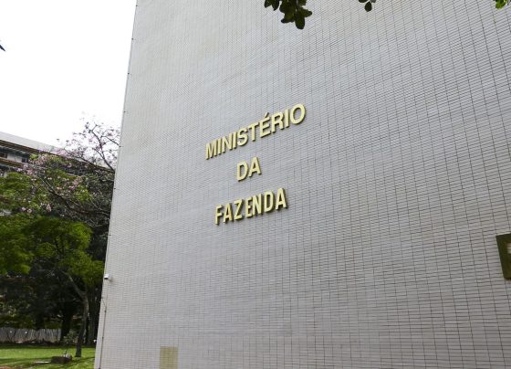 Brasil capta US$ 4,5 bilhões em títulos no mercado internacional