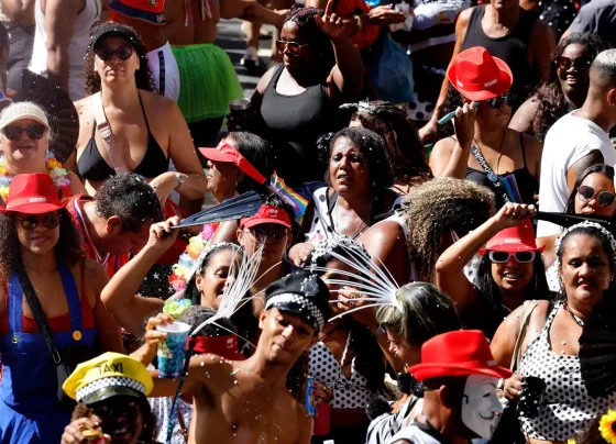 Carnaval 2026: veja programação de blocos no Rio neste sábado (14))