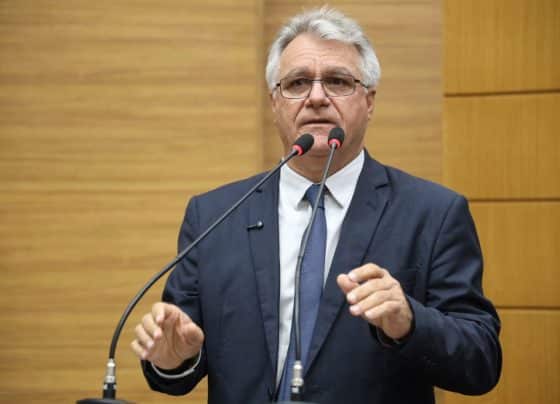 Chico do Correio celebra liberação de emendas para abastecimento de água
