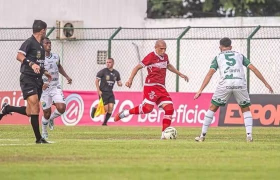 Coruripe vence o CRB de virada, escapa do rebaixamento e decisão do jogo vai ao TJD/AL