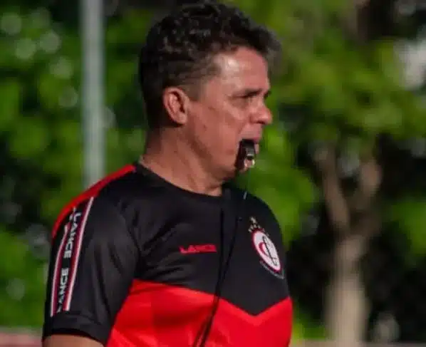 Evaristo Piza durante treino (Foto: Estefinho Francelino-Campinense)