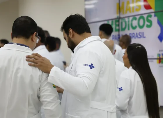 Faculdades de medicina têm até sexta para aderir ao Bolsa Permanência