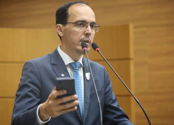 Georgeo Passos comemora contas zeradas em povoado de Glória após denúncia de falta d’água