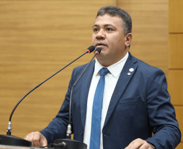 Kaká Santos enaltece homenagens, avanços na saúde e investimentos em infraestrutura