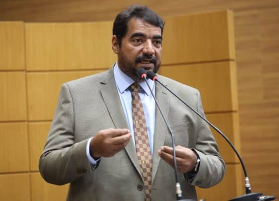 Luizão Donatrampi cobra esclarecimentos da Iguá sobre falta de água e tarifas