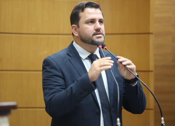 Marcos Oliveira protocola Moção de Aplauso à pesquisadora Tatiana Sampaio
