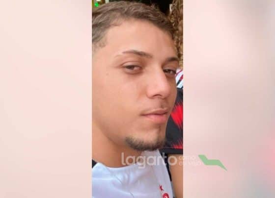 Morre jovem conhecido como Juninho após grave acidente entre carro e moto em Lagarto