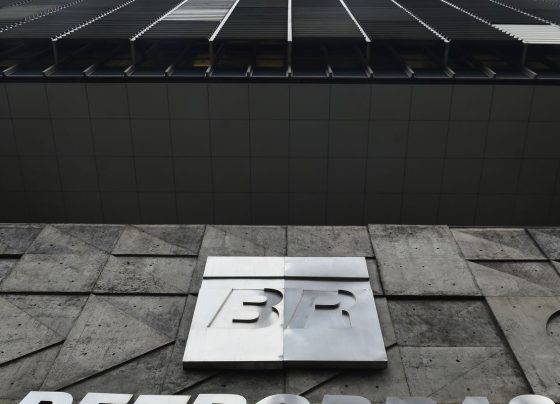 Petrobras compra 42,5% de bloco de exploração de petróleo na Namíbia