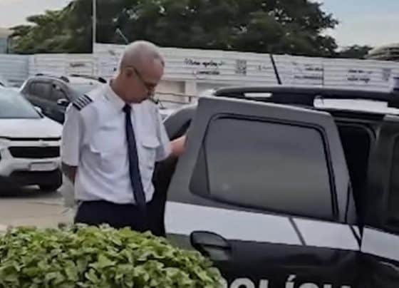 Piloto de avião se aproximava de mulheres com filhas e pagava com Pix por imagens, diz polícia