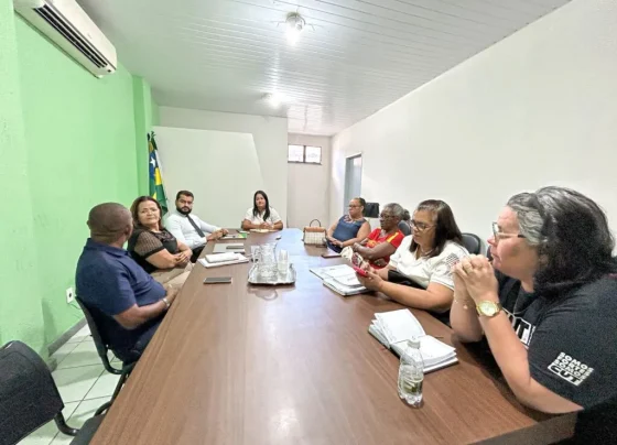 Prefeitura de Siriri e SINTESE debatem reajuste do piso salarial e demandas da educação municipal – RO Acontece