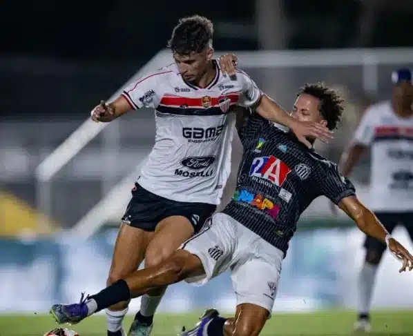 AMAPAENSE: São José vence Santos de virada na primeira rodada (Foto: Felix Alencar/Santos-AP)
