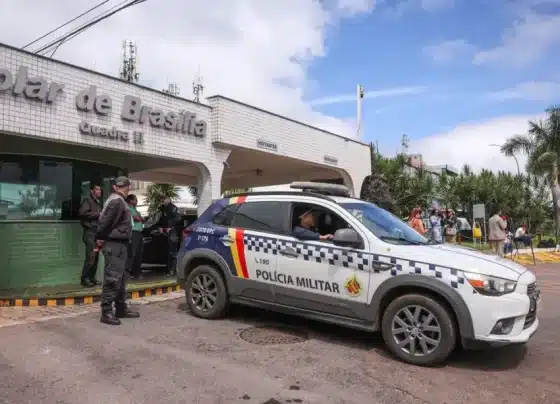Bolsonaro recebe alta e chega em casa para cumprir prisão domiciliar – RO Acontece