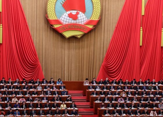 China mantém taxas de empréstimos pelo décimo mês consecutivo