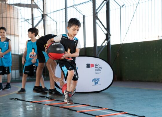 Conjunto Desportivo Baby Barioni recebe jovens da capital e interior para festival de basquete
