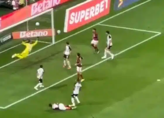 Corinthians não aproveita jogador a mais e fica no empate em 1 a 1 com o Flamengo